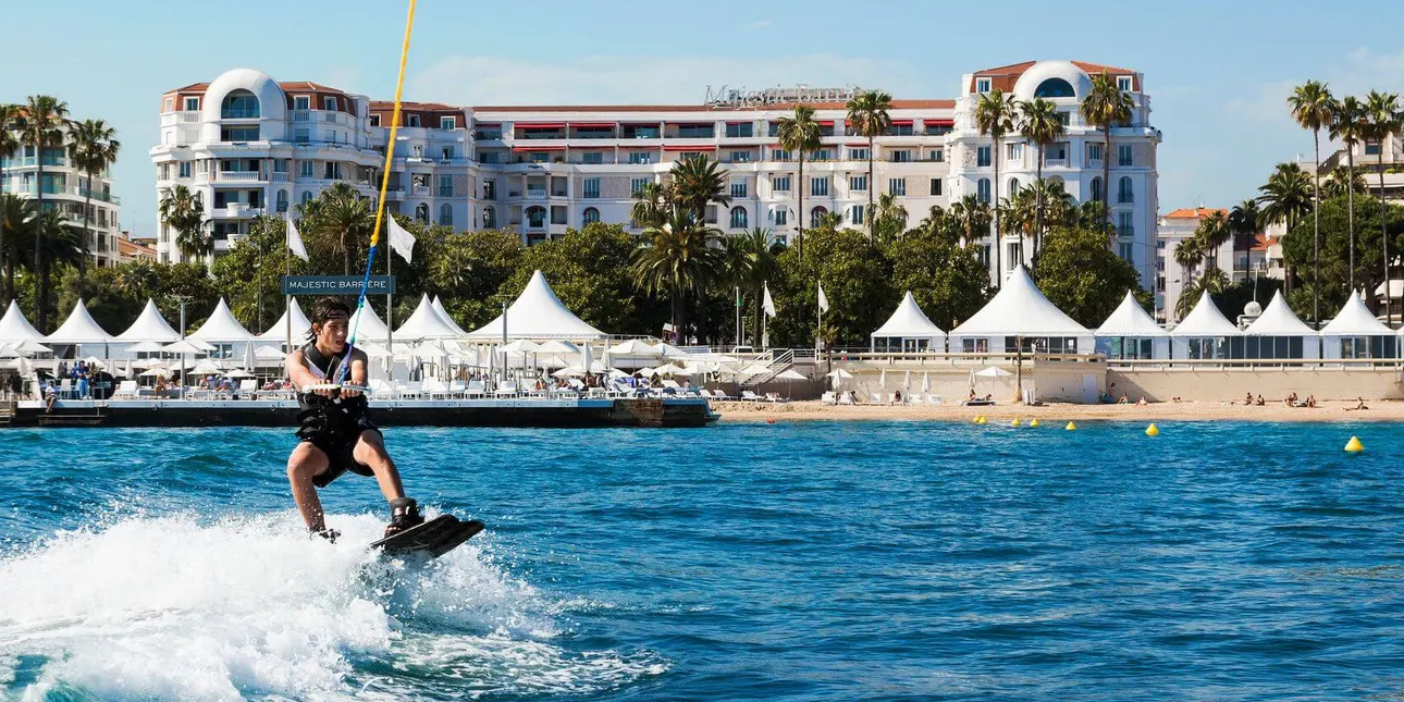 Hôtel Barrière Le Majestic Cannes: Time to relax with a Relaxing Break offer